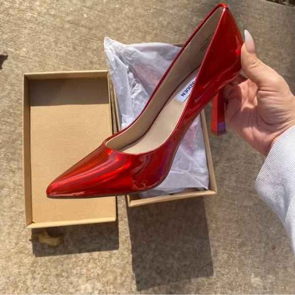 Steve Madden Salza Metallic Pump - Picture 6 of 12